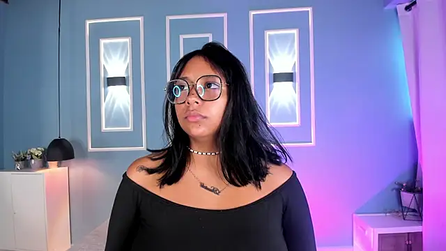isabella zc online show from June 26, 12:17 pm