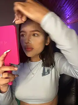 Sofia18 pinkk online show from March 24, 10:37 pm