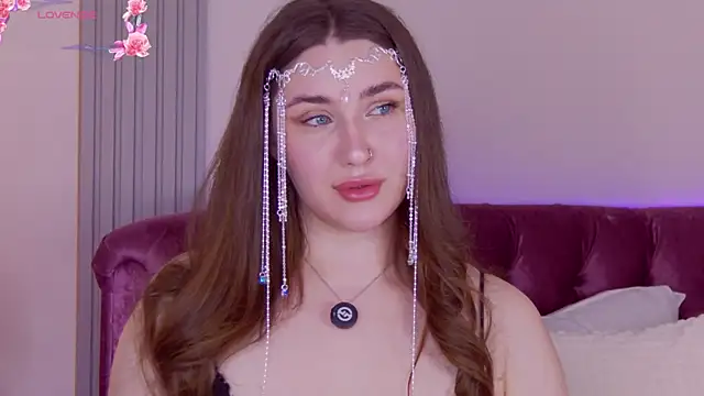 KiraBarlows online show from May 10, 8:22 pm
