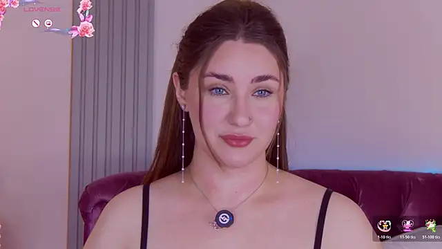 KiraBarlows online show from May 6, 8:46 pm