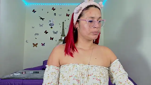 Sophie new25 online show from May 19, 11:50 am