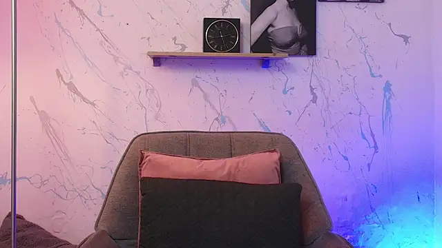 Paulina Lopezz online show from May 12, 2:31 am