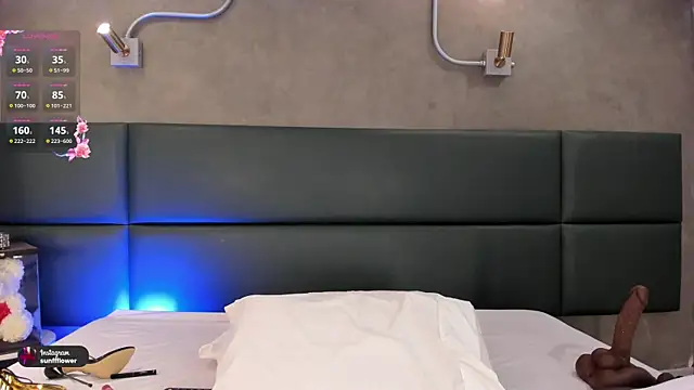 LissMonroe online show from May 18, 11:38 am
