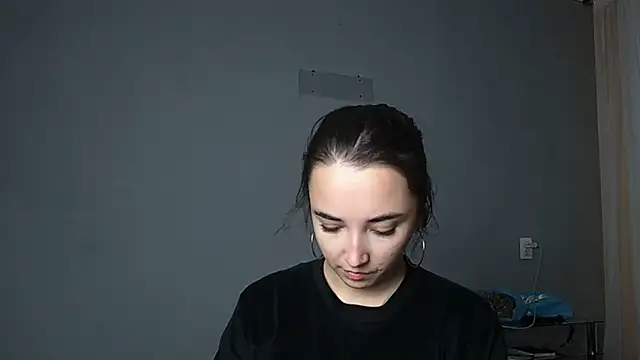 Eva Gloryy online show from November 4, 1:27 pm