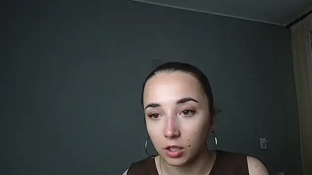 Eva Gloryy online show from May 25, 3:00 pm