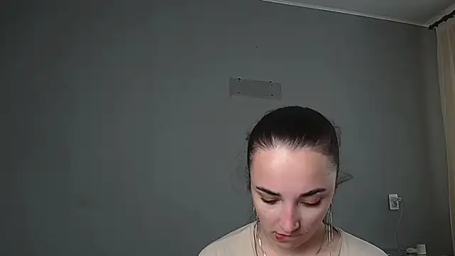 Eva Gloryy online show from May 23, 1:31 pm