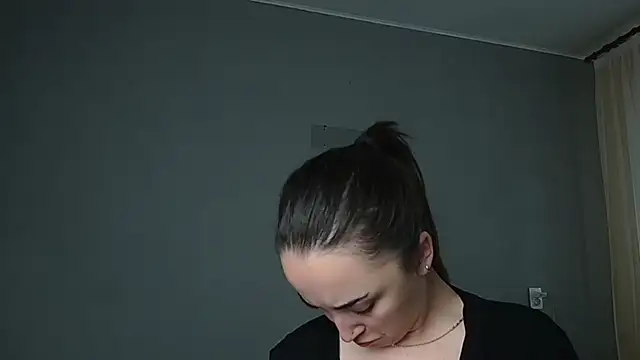 Eva Gloryy online show from May 27, 9:39 am