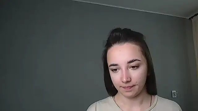 Eva Gloryy online show from May 15, 11:02 am