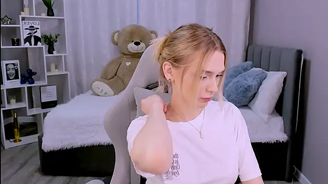 JinxTonks online show from May 19, 4:03 pm