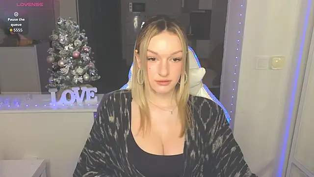 MargaretSweet1 online show from December 17, 1:22 am