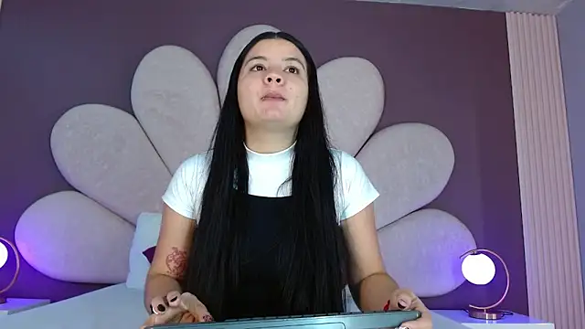 ValeriaOrtega online show from May 11, 11:12 am