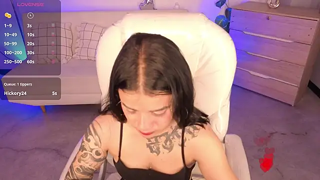 Nicole Foxx  online show from April 30, 8:57 pm
