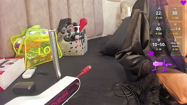 Liincostelloo online show from May 22, 4:21 am