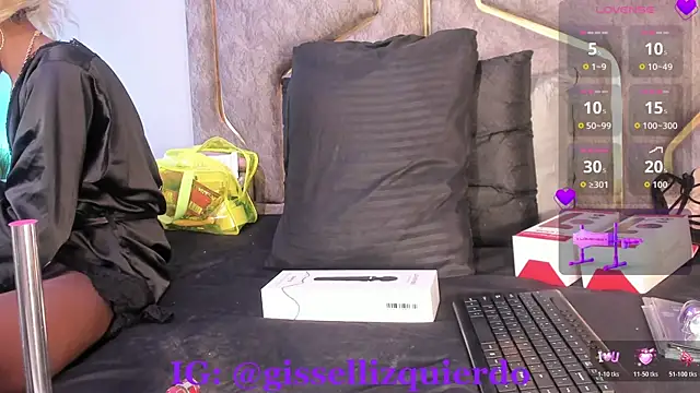Liincostelloo online show from May 13, 3:56 am