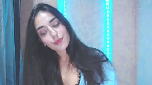 Lovelllyy online show from October 5, 10:31 am