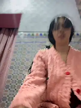 majdolin78 online show from February 12, 8:32 pm