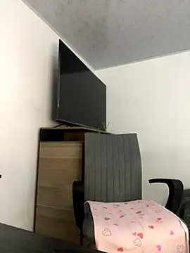 astrid  online show from October 13, 11:13 am