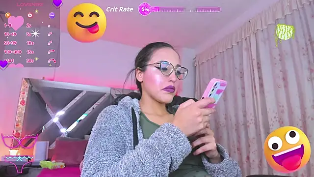 Abby esposiito online show from December 3, 8:00 pm