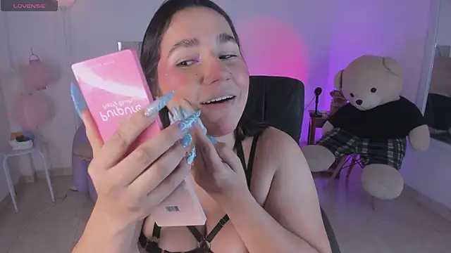 Ayha khalaf online show from March 15, 3:19 am