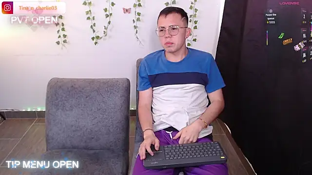 Tina 4 Charlie online show from May 15, 1:03 pm