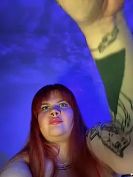 missmayaqueen online show from October 21, 10:52 am