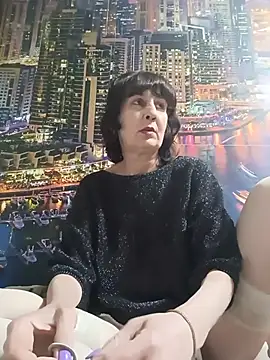 Laura Kiss online show from May 13, 4:24 pm