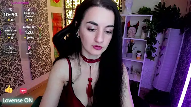 JessicaAlfo online show from May 12, 2:31 am