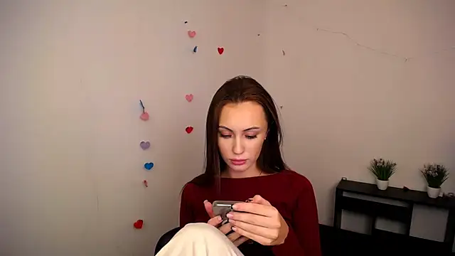 Nikonara Love online show from October 18, 1:03 pm