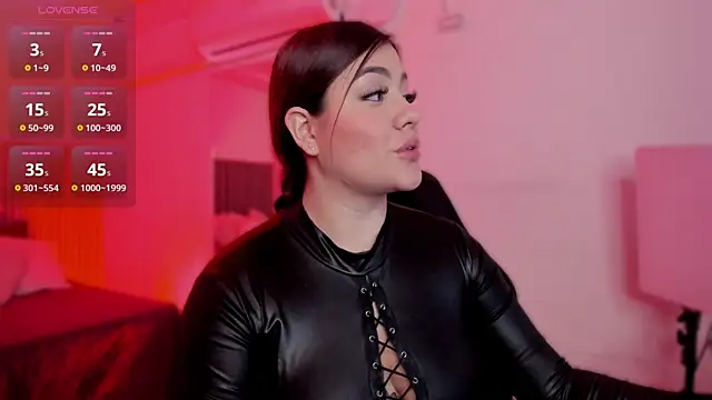 bonnieAn online show from March 25, 11:46 am