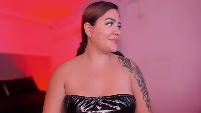 bonnieAn online show from November 30, 11:47 am