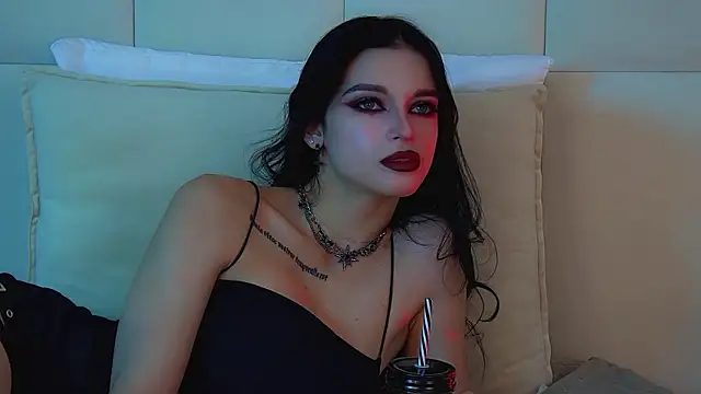 BeverlyMost online show from November 22, 7:33 am