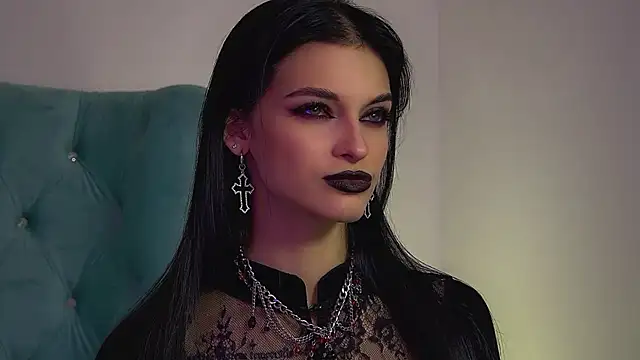 BeverlyMost online show from November 11, 6:16 pm