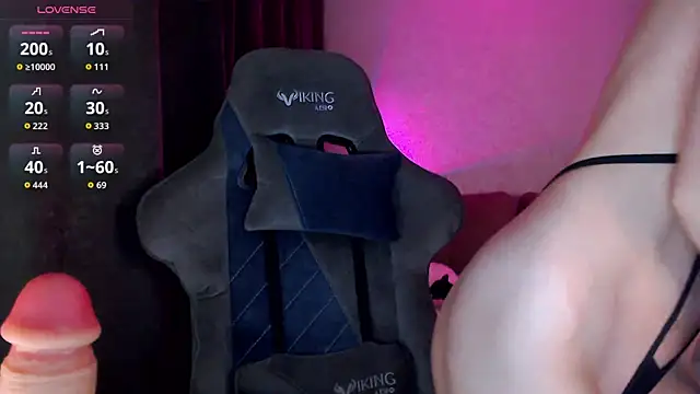 Ohmy Nora  online show from March 30, 7:52 am