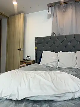 KarlaWild online show from May 22, 9:24 pm
