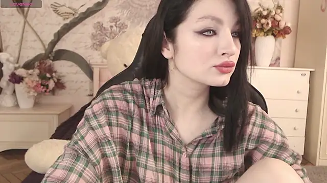 BritneyBarker online show from February 11, 2:04 am