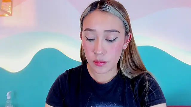 Lannajansen online show from December 5, 4:52 pm