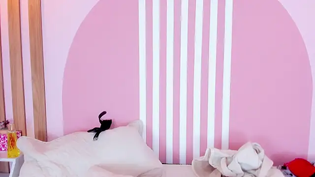 Lannajansen online show from March 26, 3:25 pm