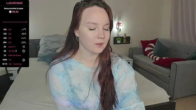 maya suun online show from May 27, 1:38 am