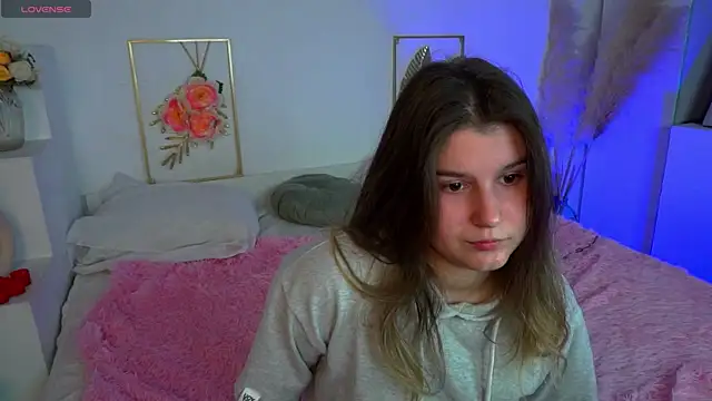 nawuwu online show from October 26, 6:53 am