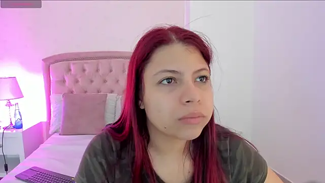 Kendall  Fox online show from January 6, 8:51 am