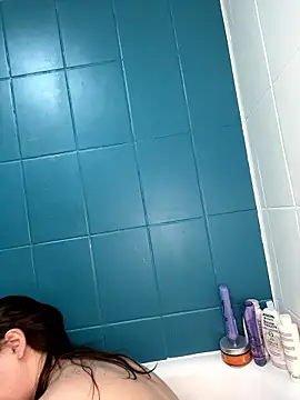 bunnythetailor online show from January 10, 4:50 am