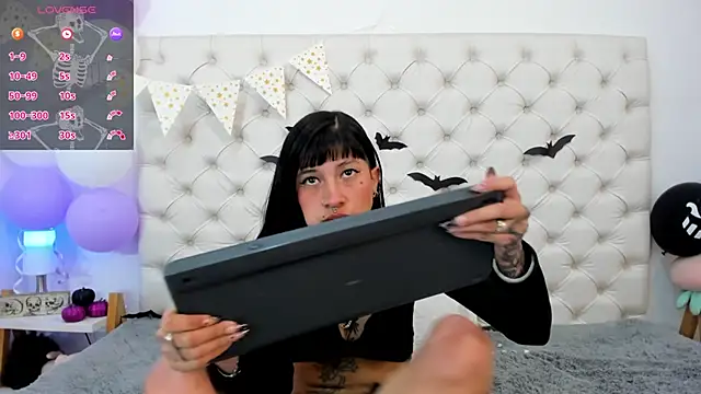 esmeralda06 online show from October 11, 4:20 pm