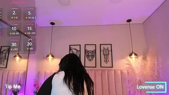 Zoe Banks  online show from September 24, 12:48 pm