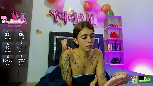Nicol TransGirl online show from May 14, 5:02 am