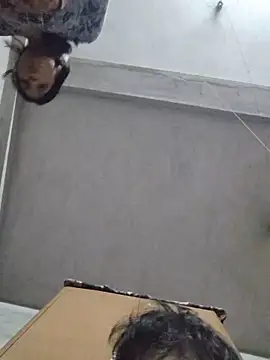 birds0641 online show from October 12, 5:59 pm