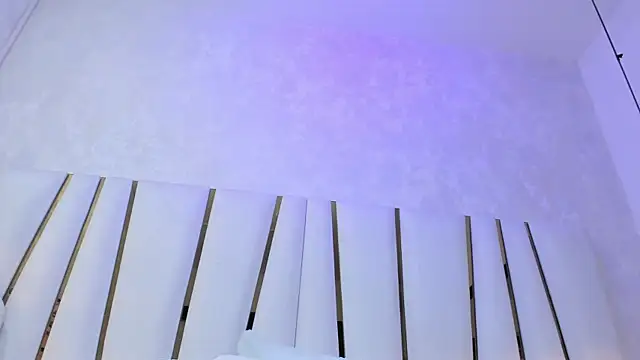 violet gray  online show from May 25, 12:26 pm