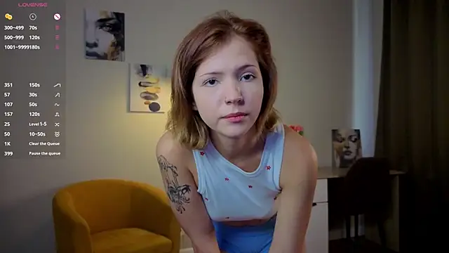 ElvaAxley online show from September 14, 9:07 am