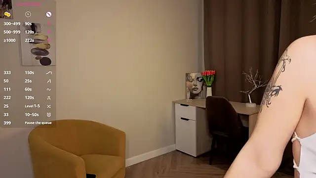 ElvaAxley online show from October 29, 7:49 pm