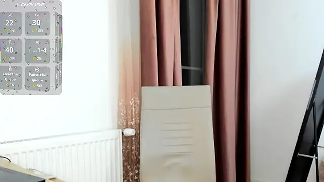 LadyLyanna online show from December 13, 10:05 pm