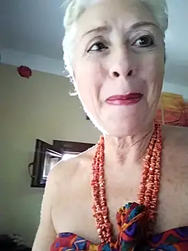 divinaerotica online show from May 29, 12:58 pm